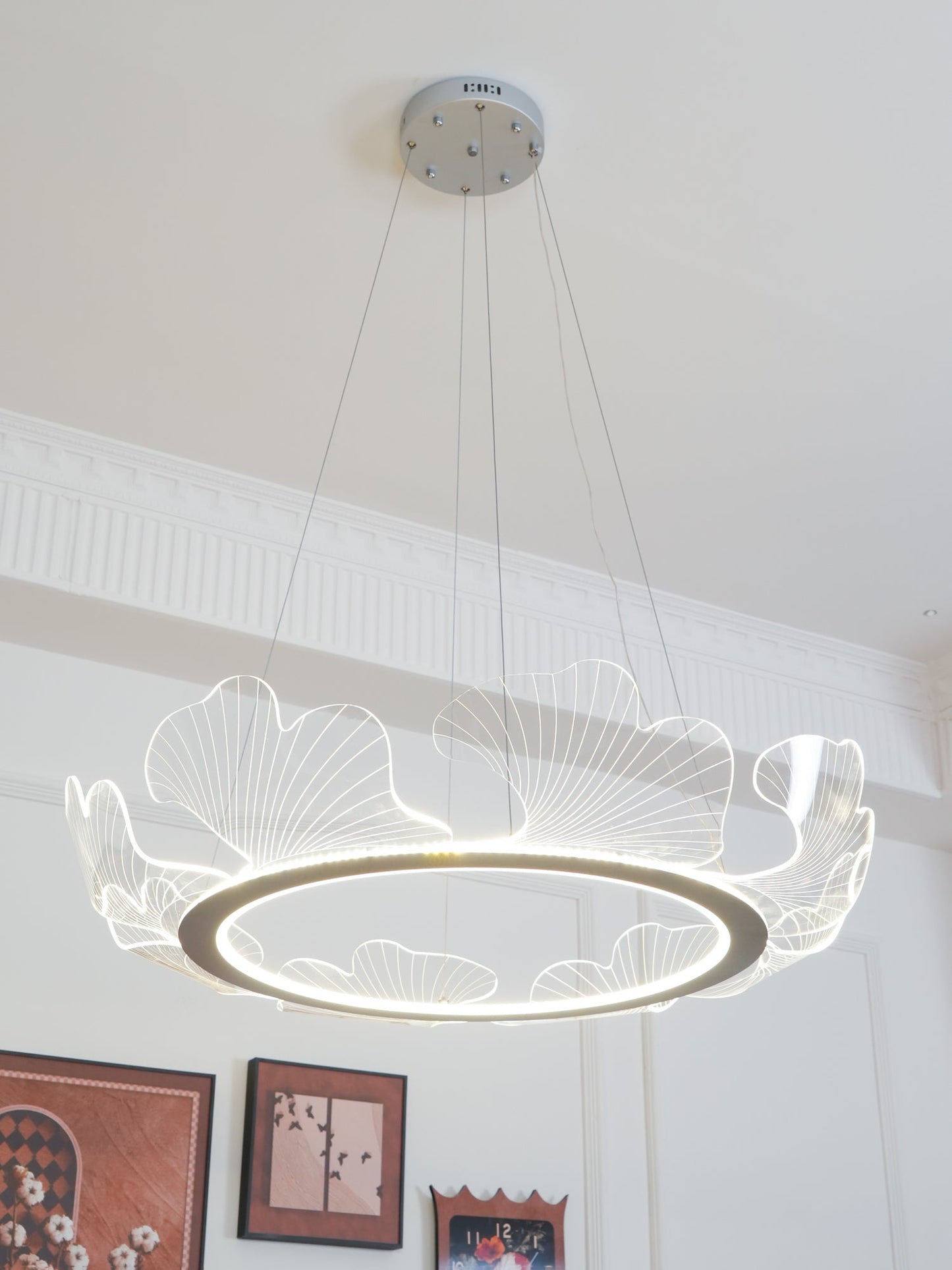 Sea Chandelier | Elegant Leaf Design with Dimmable LED Lighting 8