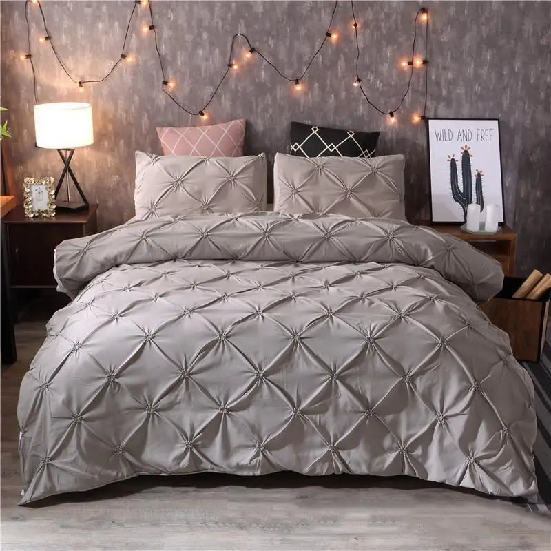 Pinch Pleat Duvet Set | Luxurious 400 Thread Count Polyester 3
