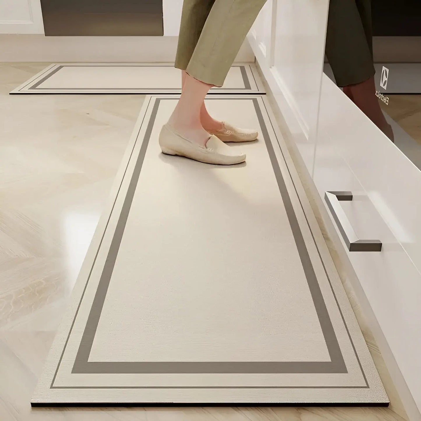 Kitchen Mat | Quick-Drying Non-Slip Design for Comfort and Safety 7