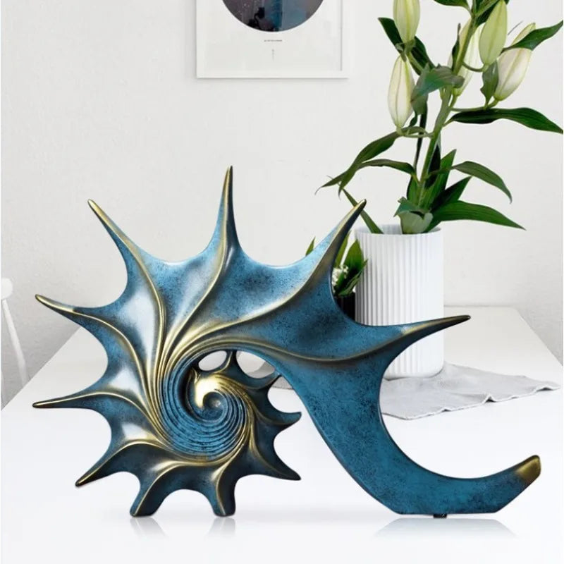 Conch Sculpture | Luxurious Ocean-Inspired Home Decor 4