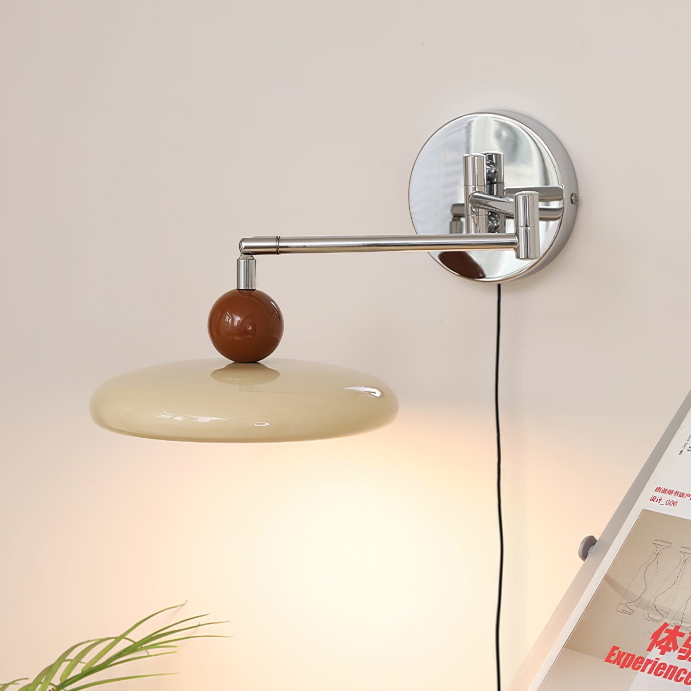Plug-in Wall Lamp | Elegant Round Design with Integrated LED 3