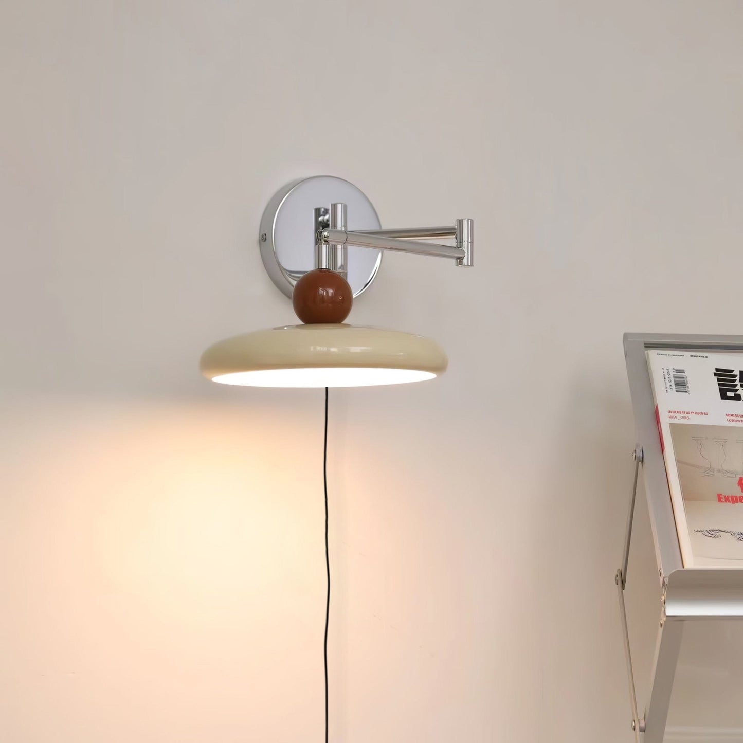 Plug-in Wall Lamp | Elegant Round Design with Integrated LED 6