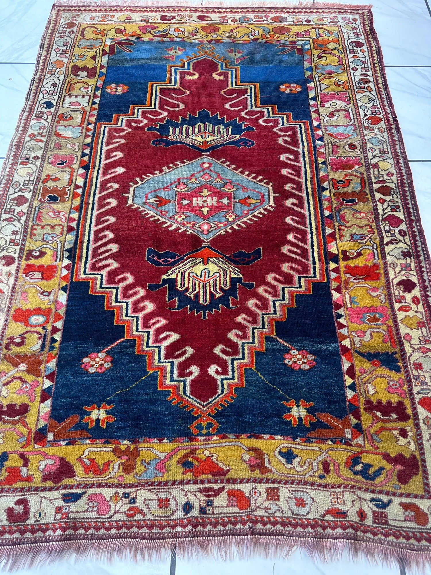 Antique Rugs | Rugistan