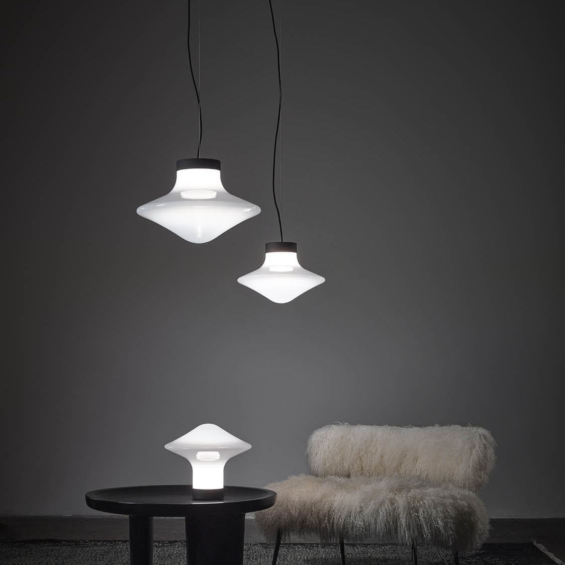 Adjustable LED Wall Lamp | Sleek Design for Focused Illumination 5