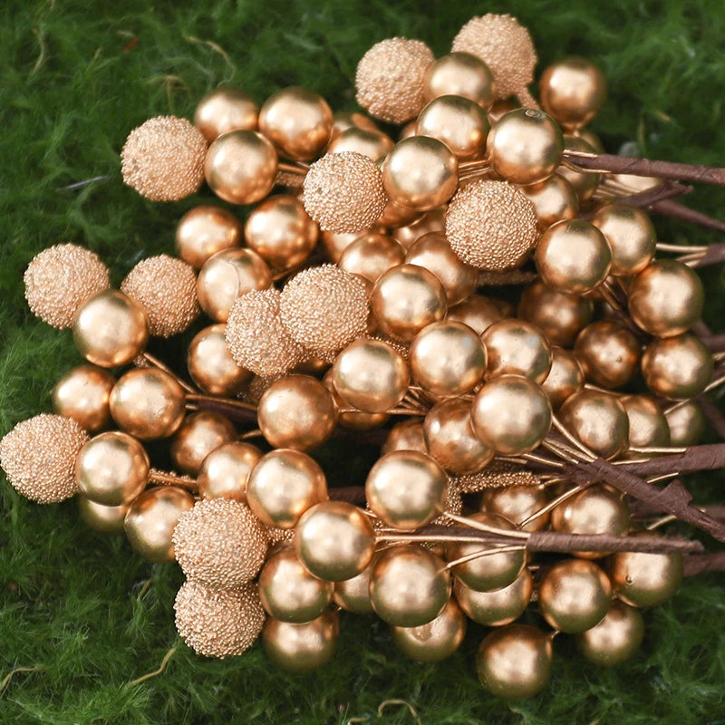 Christmas Tree Decoration Bouquet Set | 10 Golden Berry Accents 1