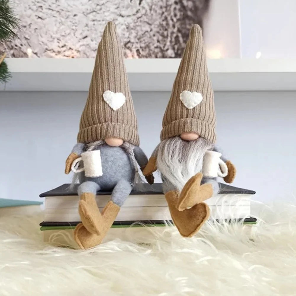 Coffee Gnomes Decoration | Adorable Knitted Figures for Cozy Spaces 2