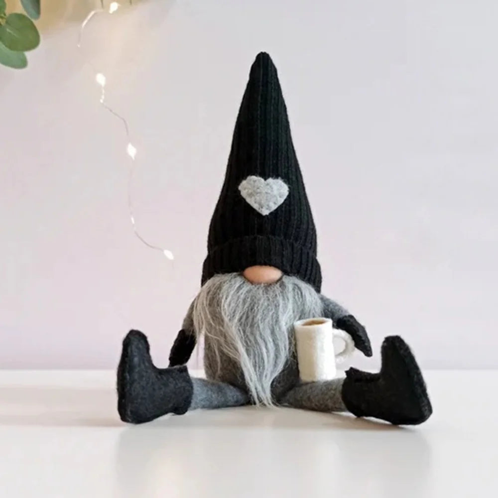 Coffee Gnomes Decoration | Adorable Knitted Figures for Cozy Spaces 3