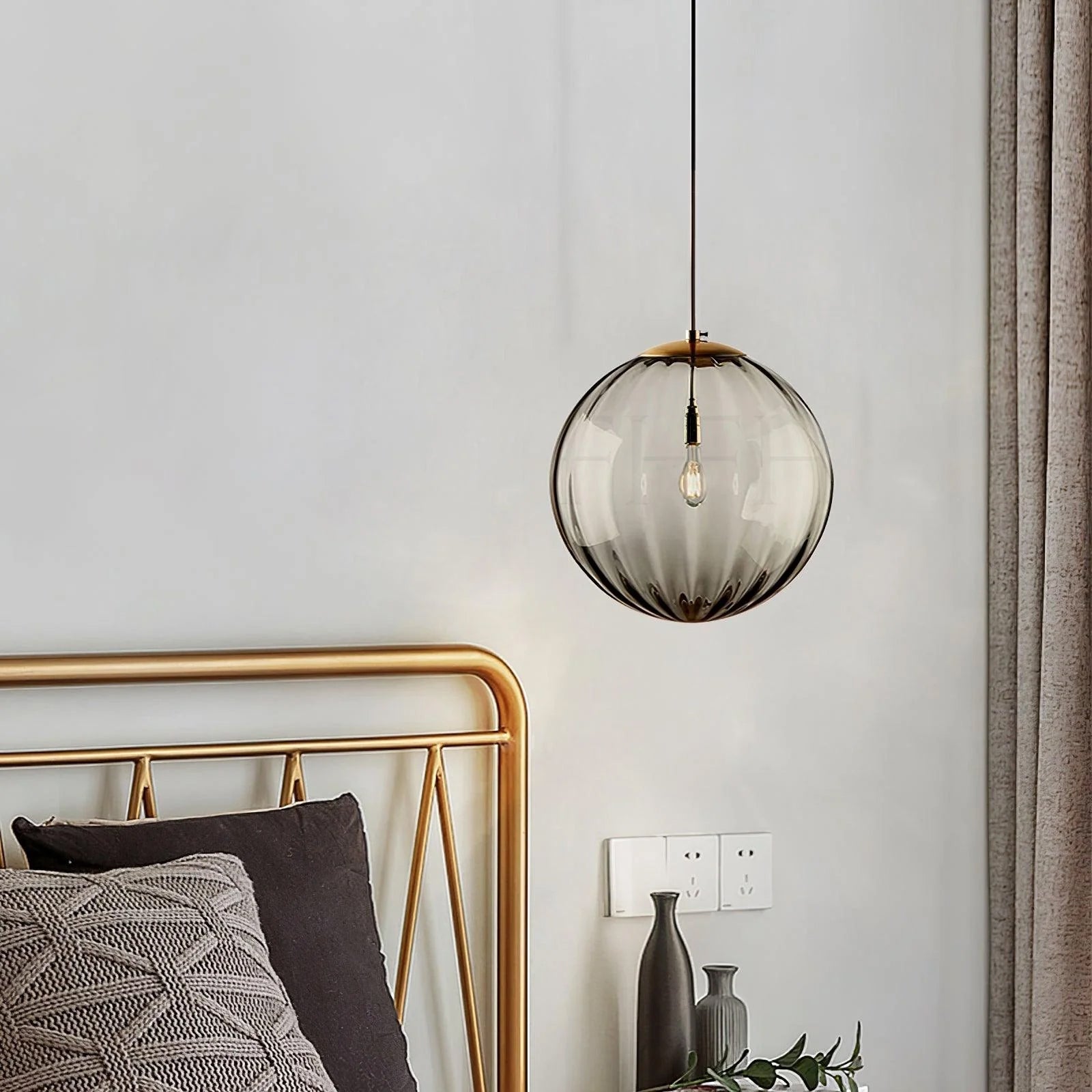 Elegant Pendant Light | Mouth-Blown Glass with Adjustable Height 5