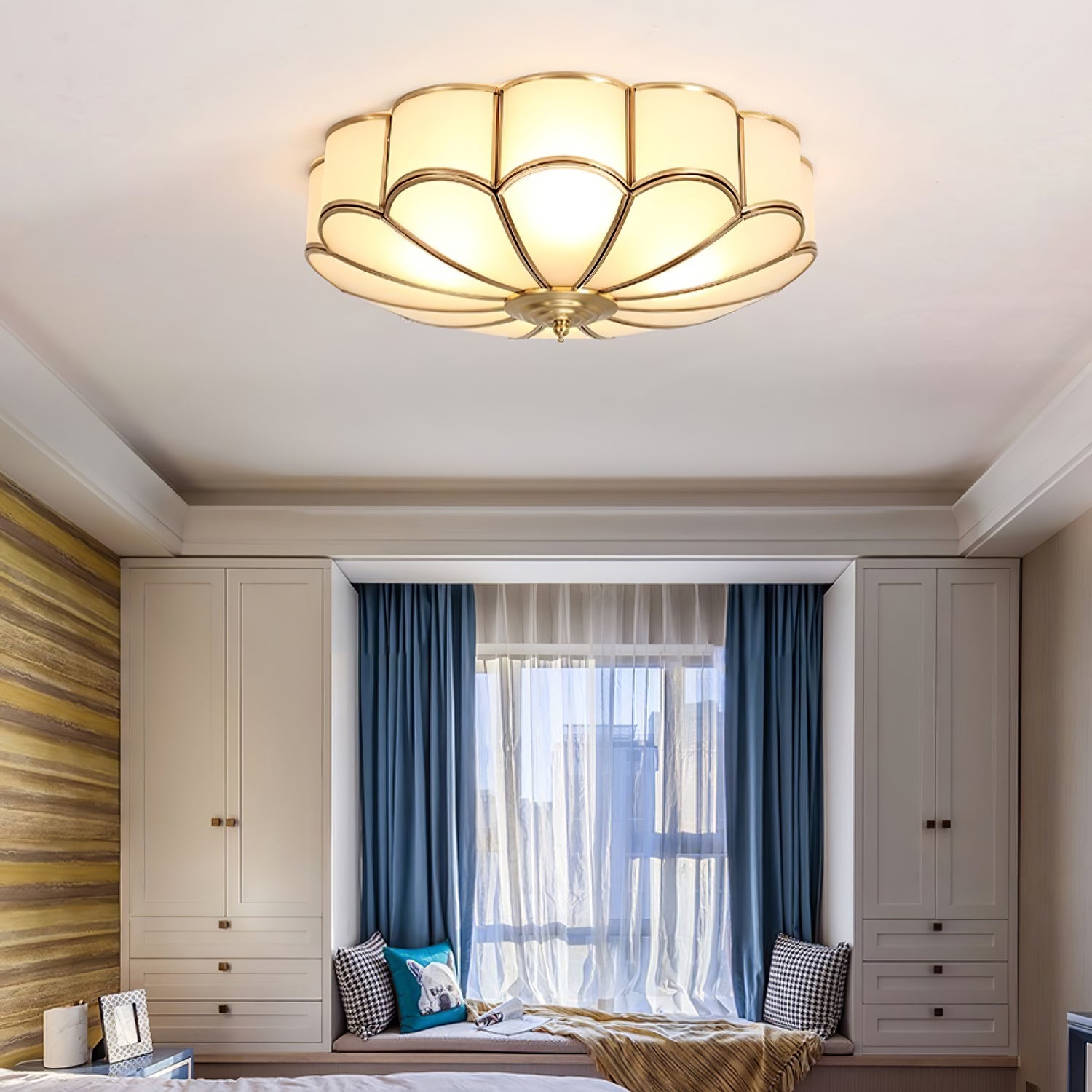 Flush Mount Ceiling Light | Elegant Flower Shape Design with Brass Finish 7