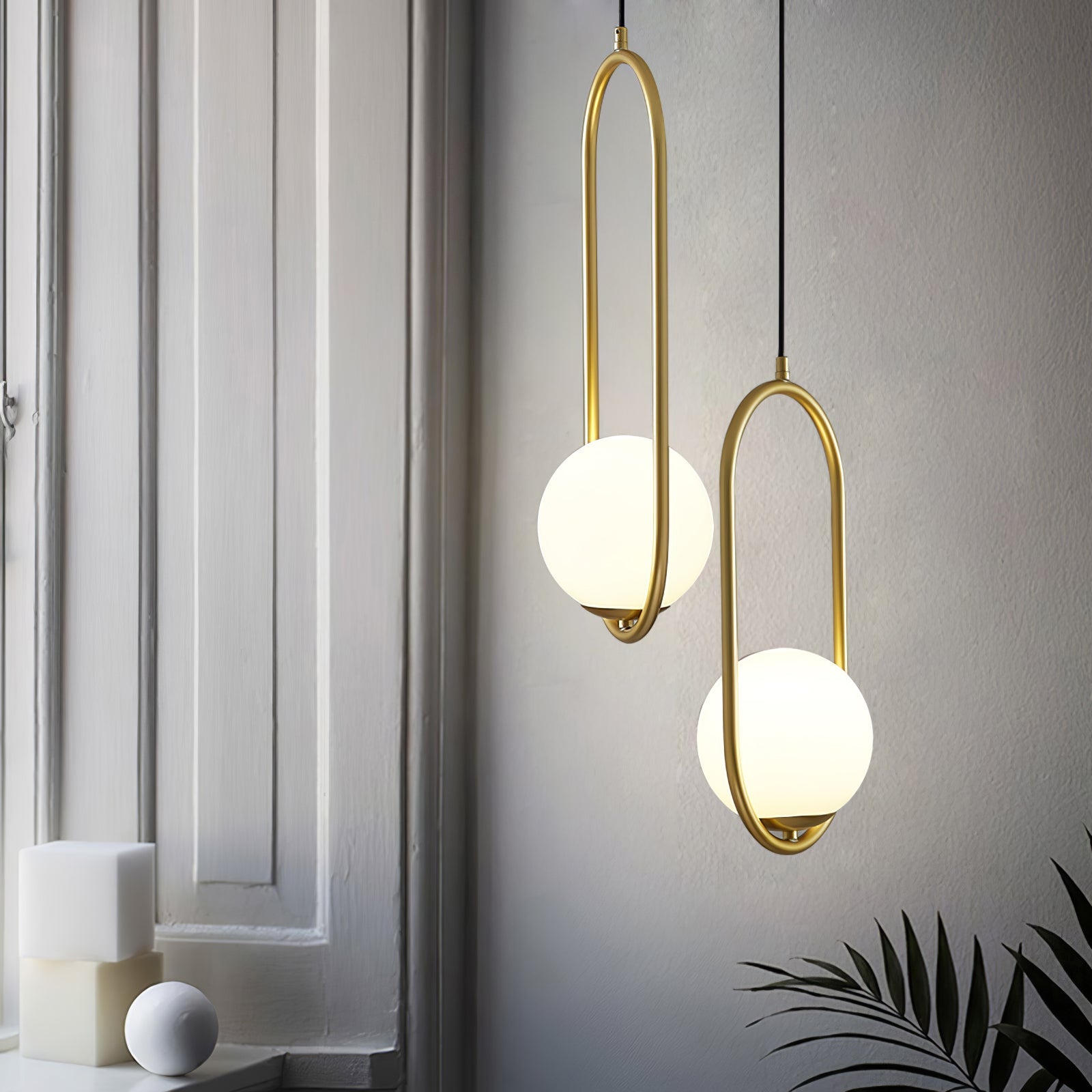 Glass Pendant Lamp | Adjustable Modern Design for Stylish Interiors 3