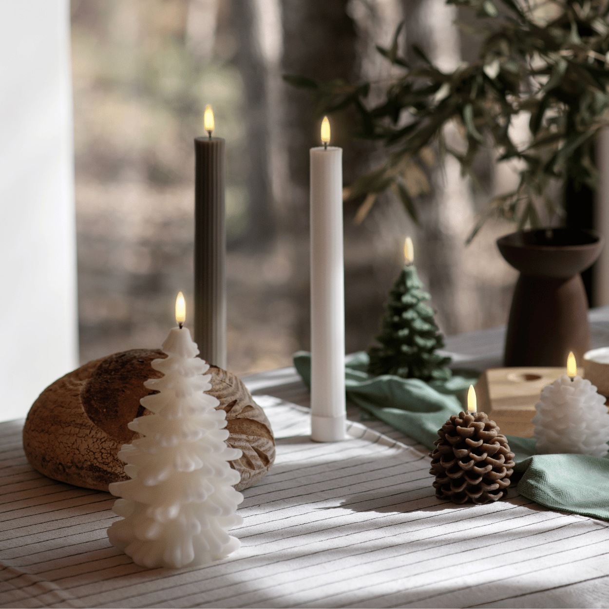 LED Candle Set | Scandinavian Design with Realistic 3D Flame 2
