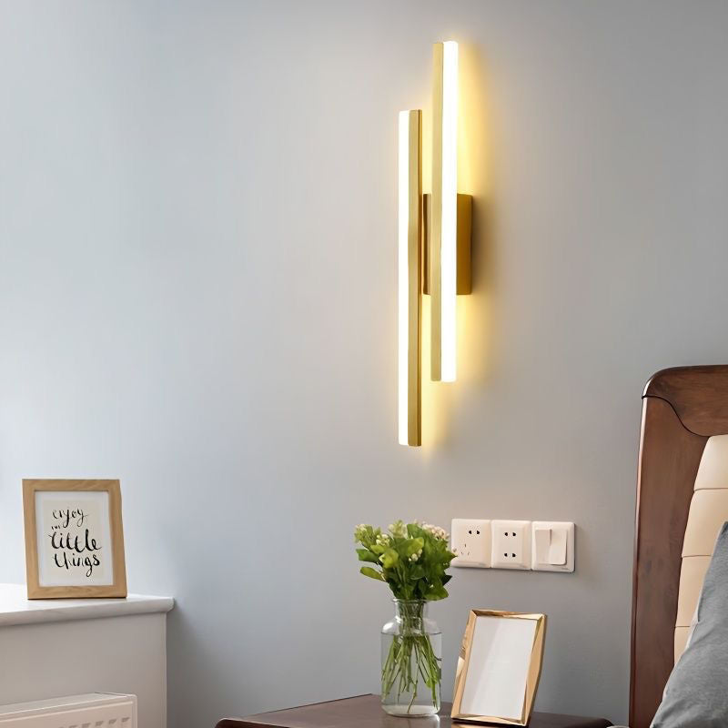 Minimalist LED Wall Light | Sleek Design for Modern Interiors 1