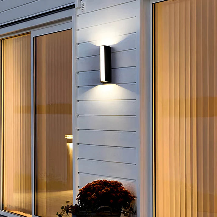 Modern 2-Way Outdoor Wall Lamp | Sleek Aluminum Design 3