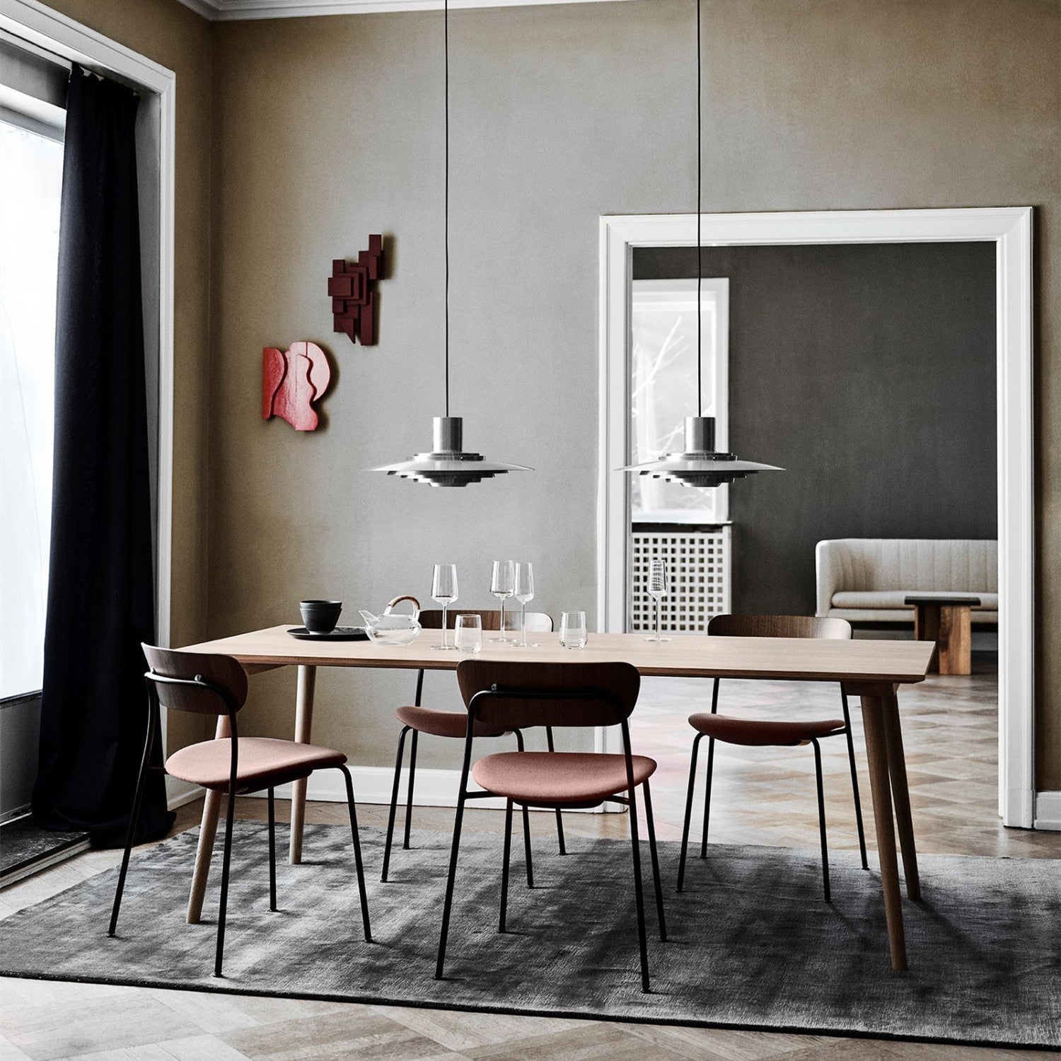 Modern Aluminum Pendant Light | Energy-Efficient LED Design 4