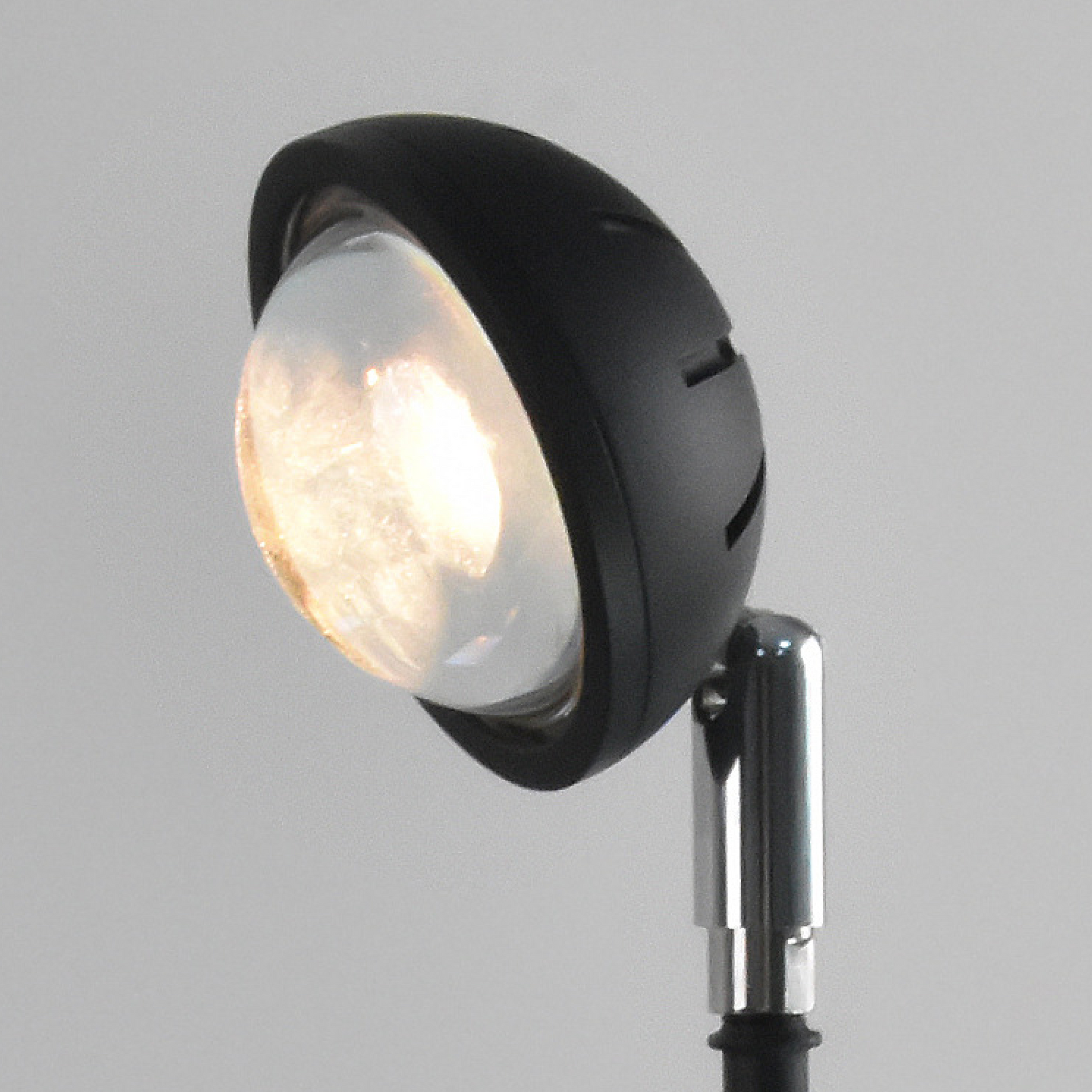 Modern Floor Lamp | Elegant Bamboo Design with Dimmable Brightness 4