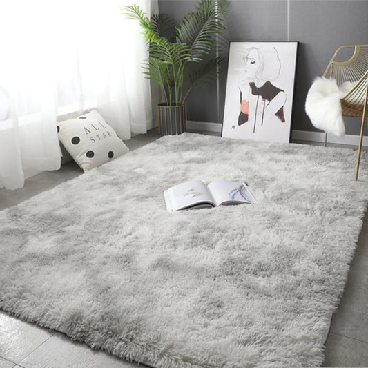 Plush Bedroom Rug | Soft Shaggy Texture with Anti-Slip Backing 1