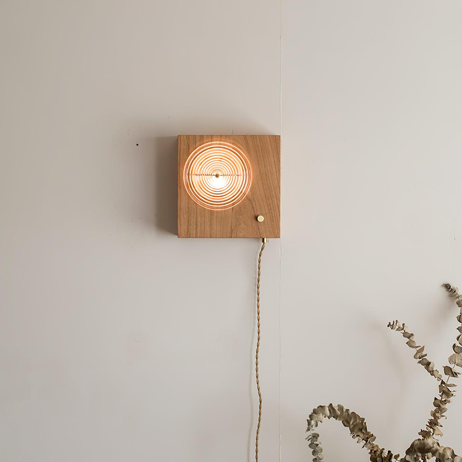 Vintage Camera Wall Lamp | Sturdy Metal and Warm Wood Design 3